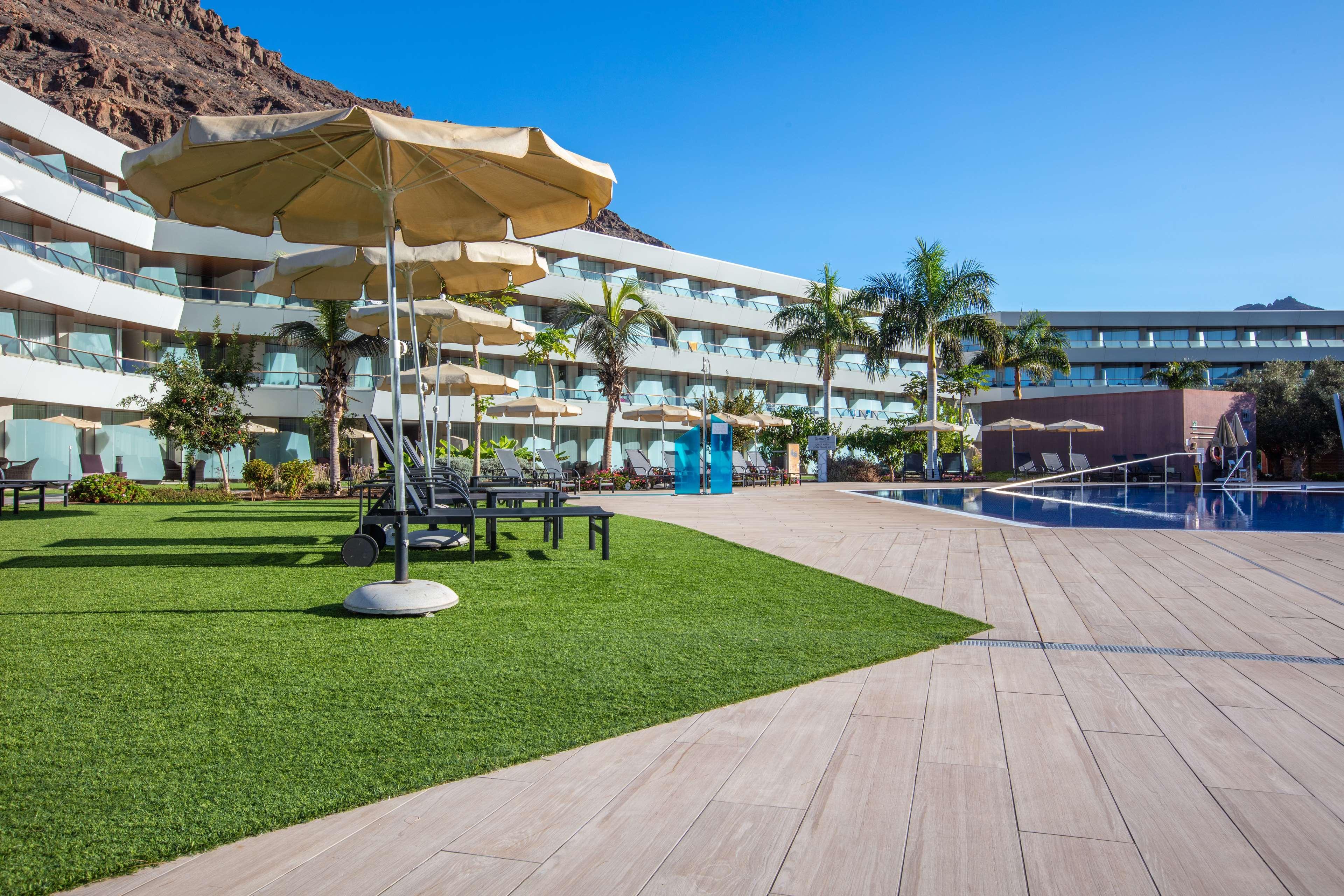 Radisson Blu Resort & Spa, Gran Canaria Mogan Puerto De Mogan Dış mekan fotoğraf