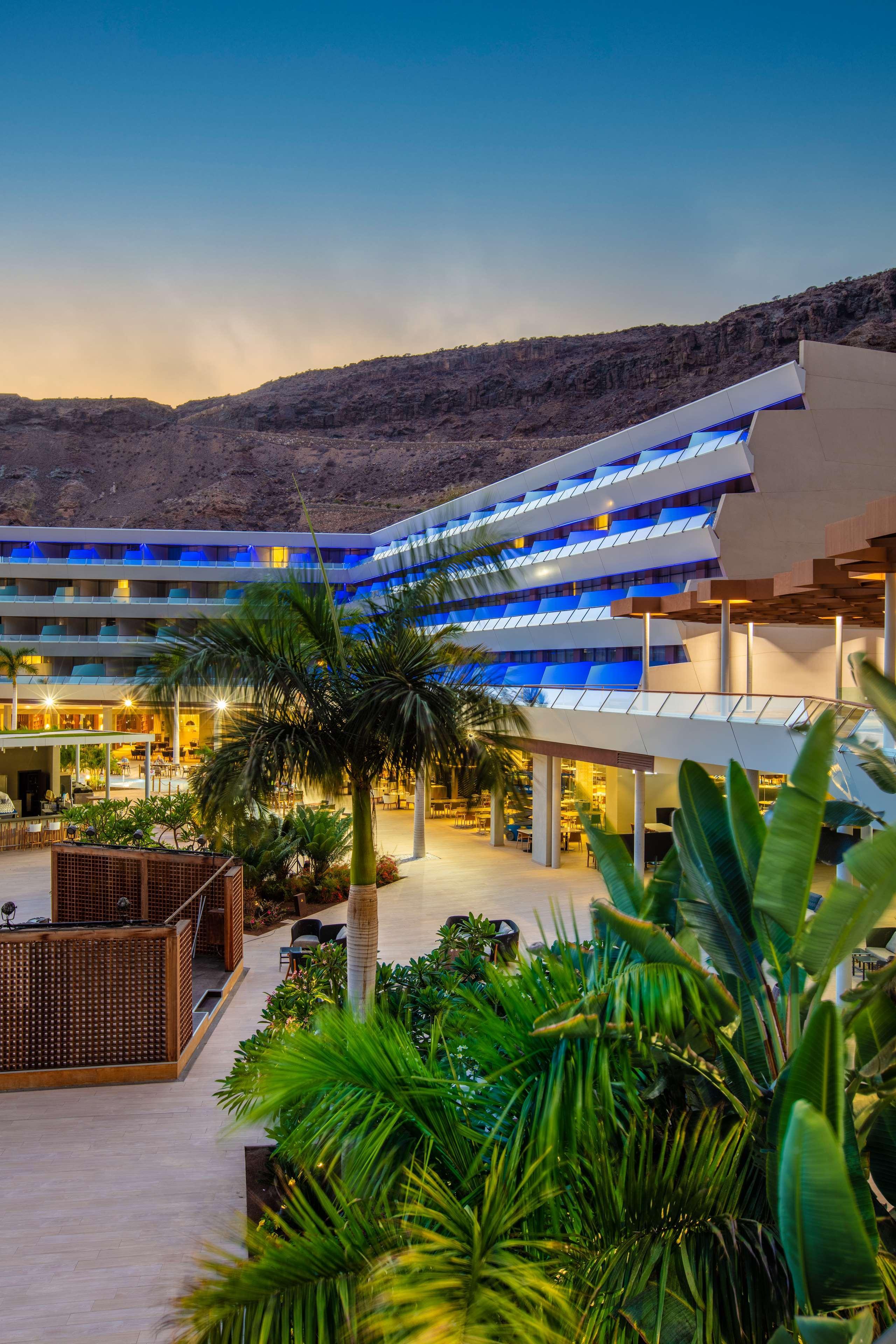 Radisson Blu Resort & Spa, Gran Canaria Mogan Puerto De Mogan Dış mekan fotoğraf