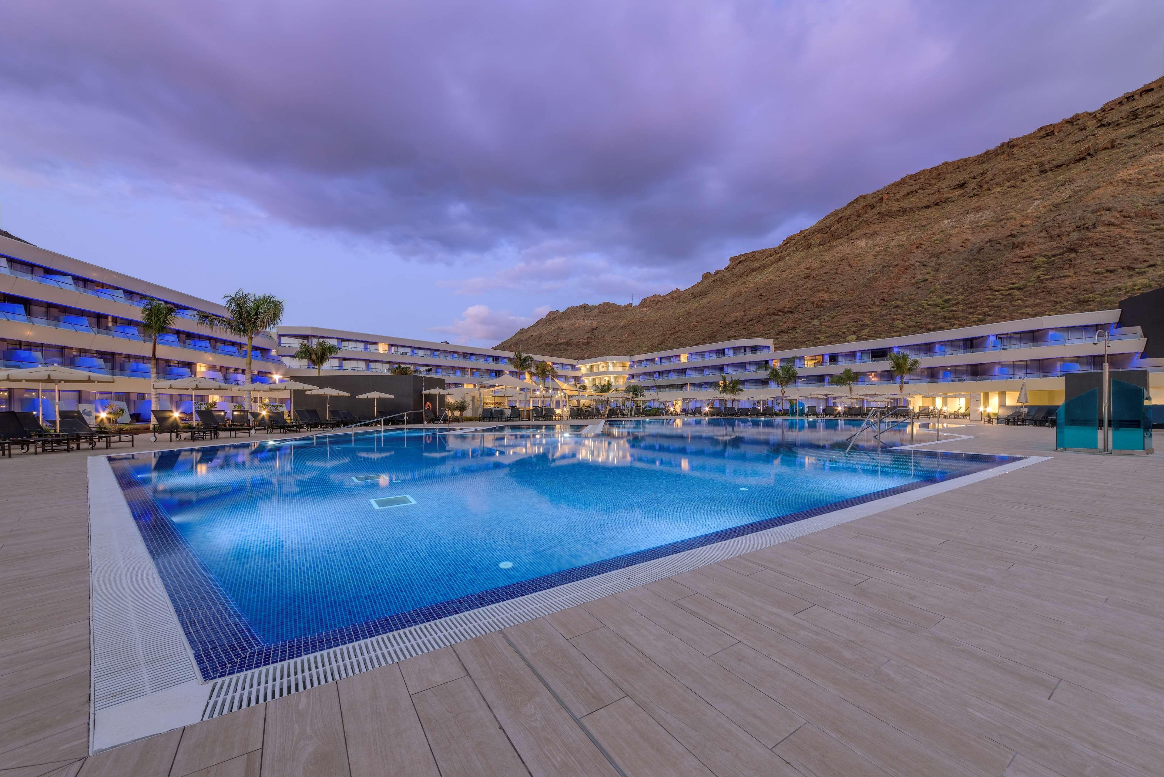 Radisson Blu Resort & Spa, Gran Canaria Mogan Puerto De Mogan Dış mekan fotoğraf